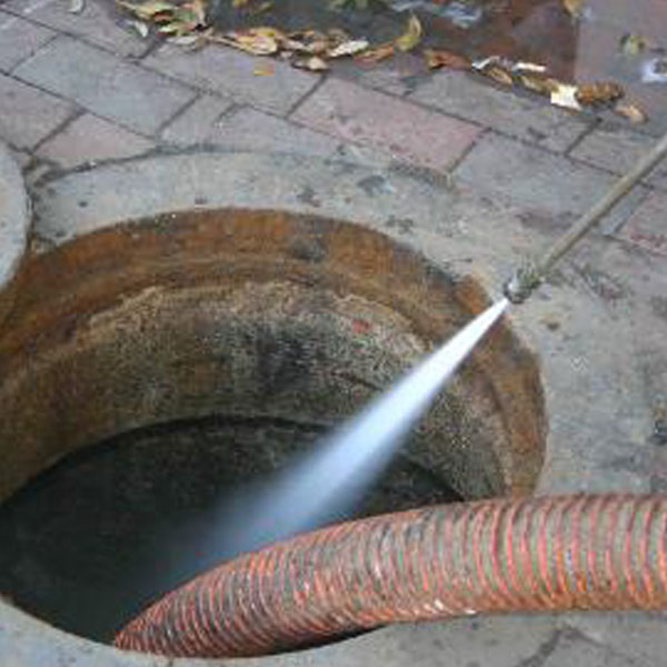 We include thorough drain cleaning, hydro jetting the main lines to ensure a trouble-free grease trap system.